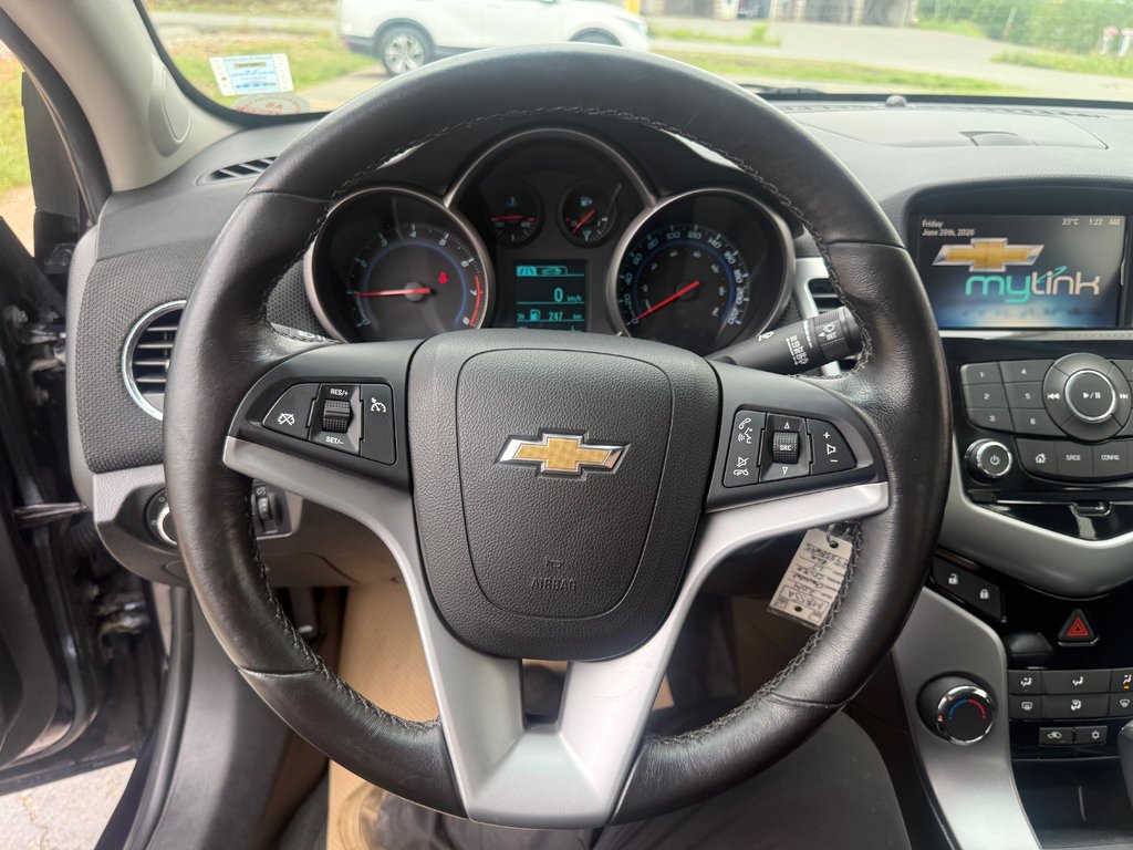 2014 Chevrolet CRUZE LT, keyless entry, Cruise control, Bluetooth in COLDBROOK, Nova Scotia - 10 - w1024h768px