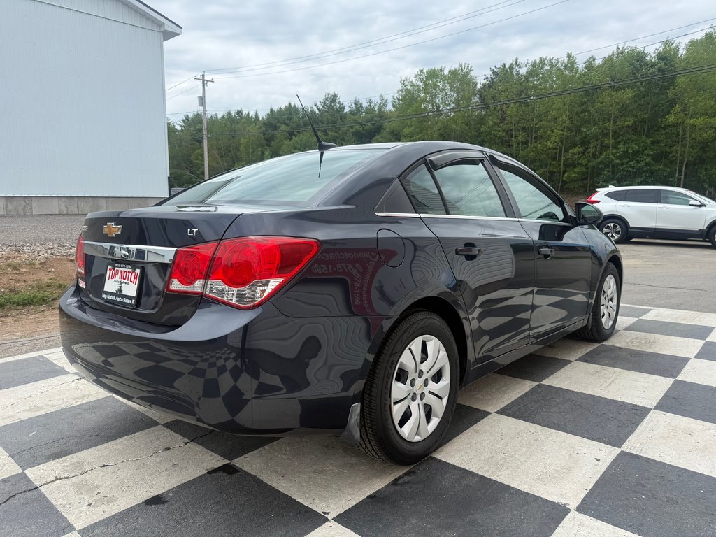 2014 Chevrolet CRUZE LT, keyless entry, Cruise control, Bluetooth in COLDBROOK, Nova Scotia - 4 - w1024h768px