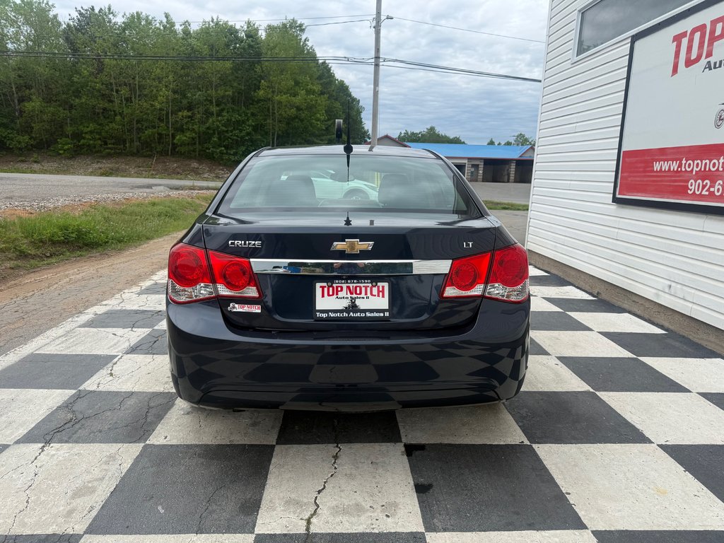 2014 Chevrolet CRUZE LT, keyless entry, Cruise control, Bluetooth in COLDBROOK, Nova Scotia - 5 - w1024h768px