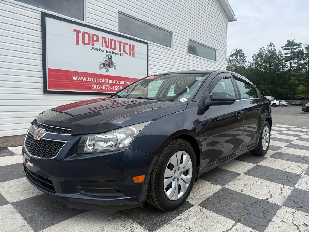 2014 Chevrolet CRUZE LT, keyless entry, Cruise control, Bluetooth in COLDBROOK, Nova Scotia - 1 - w1024h768px
