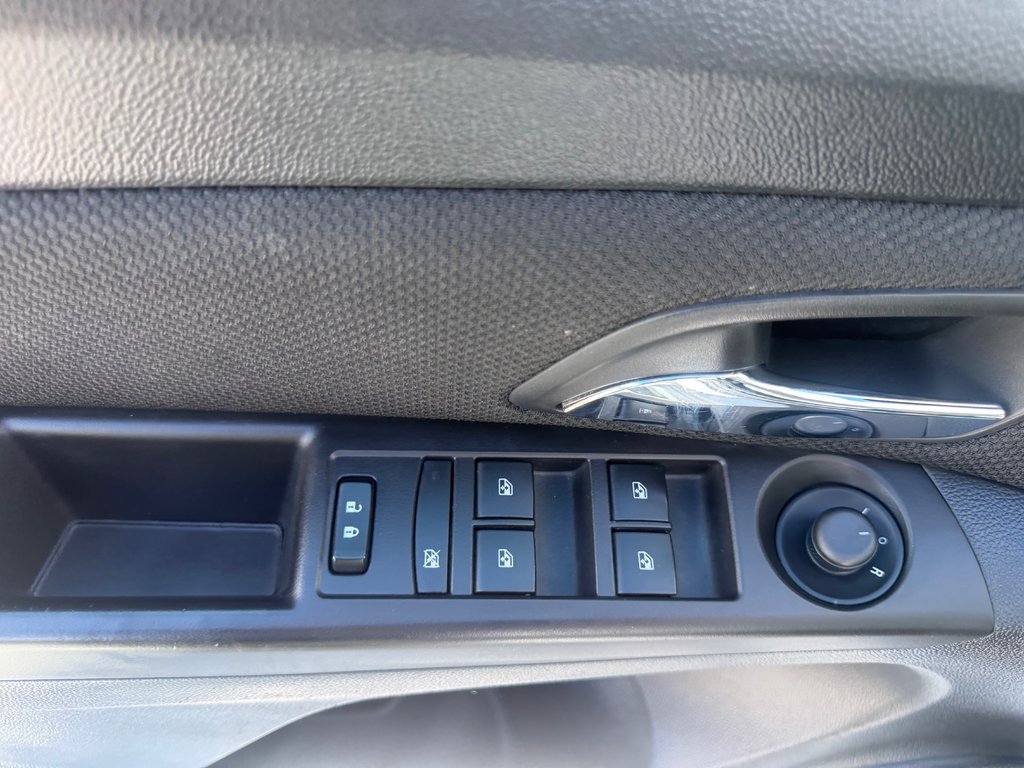 Chevrolet CRUZE LT, keyless entry, Cruise control, Bluetooth 2016 à Kentville, Nouvelle-Écosse - 8 - w1024h768px