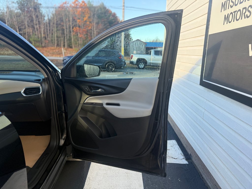 2018 Chevrolet Equinox LT, keyless entry, remote start, WiFi hotspot in COLDBROOK, Nova Scotia - 21 - w1024h768px