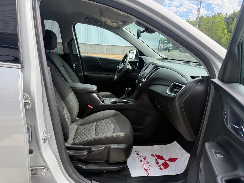 2020 Chevrolet Equinox LT, keyless entry, Cruise control, Bluetooth in COLDBROOK, Nova Scotia - 20 - w1024h768px