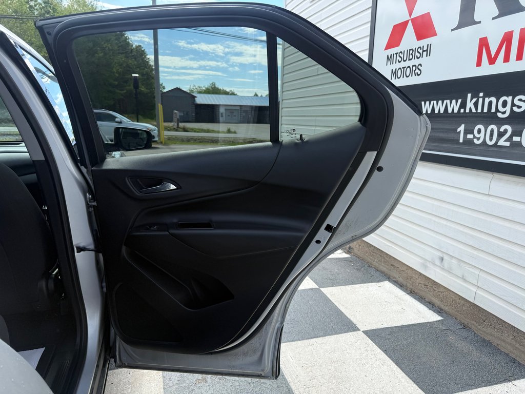 2020 Chevrolet Equinox LT, keyless entry, Cruise control, Bluetooth in COLDBROOK, Nova Scotia - 17 - w1024h768px