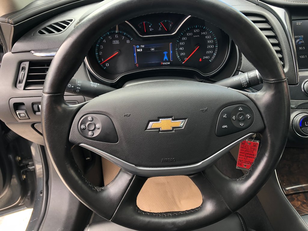 2014 Chevrolet Impala LT- cruise control, reverse camera, hands free, AC in COLDBROOK, Nova Scotia - 10 - w1024h768px
