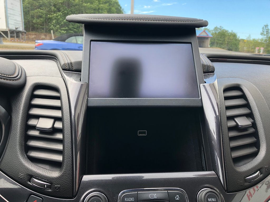 2014 Chevrolet Impala LT- cruise control, reverse camera, hands free, AC in COLDBROOK, Nova Scotia - 12 - w1024h768px