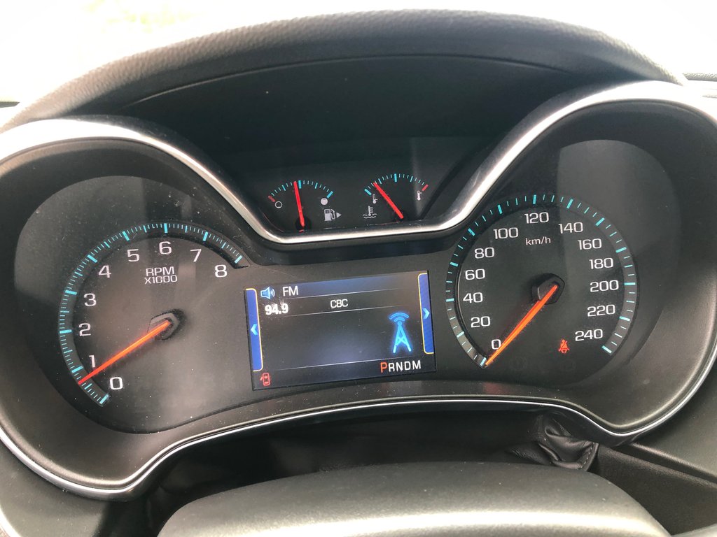 2014 Chevrolet Impala LT- cruise control, reverse camera, hands free, AC in COLDBROOK, Nova Scotia - 11 - w1024h768px