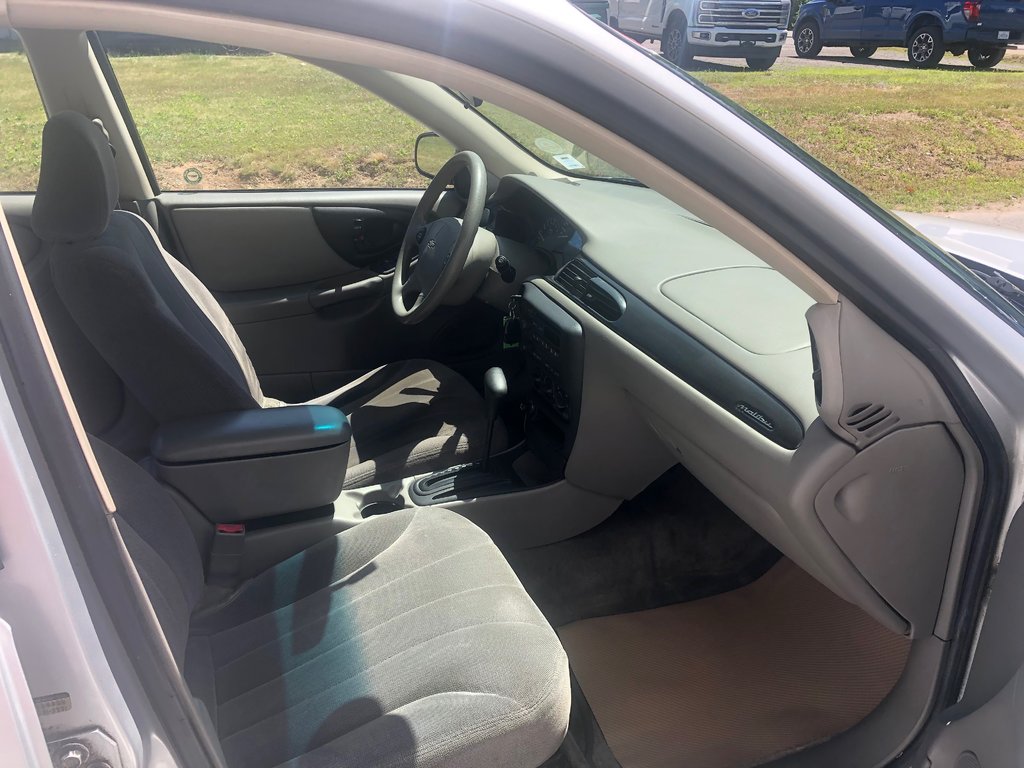 Chevrolet Malibu - Cruise Control, CD Player, Power Windows 2003 à COLDBROOK, Nouvelle-Écosse - 20 - w1024h768px