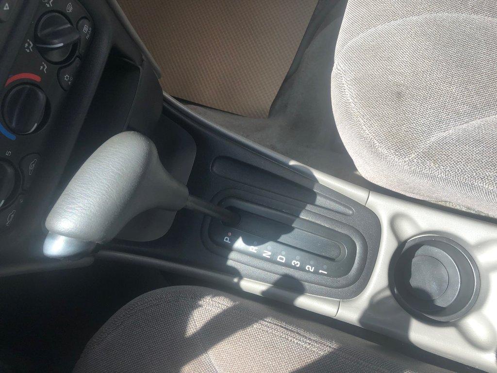 Chevrolet Malibu - Cruise Control, CD Player, Power Windows 2003 à COLDBROOK, Nouvelle-Écosse - 13 - w1024h768px
