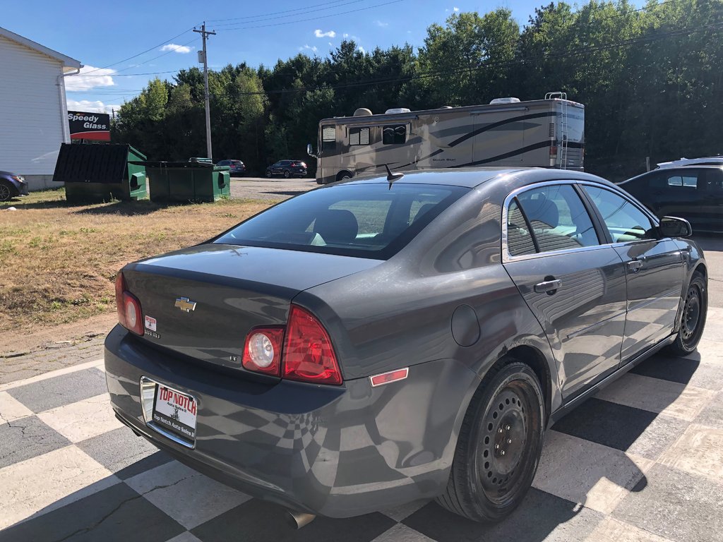 2009 Chevrolet Malibu 2LT - Sunroof, CD Player, Power Windows in COLDBROOK, Nova Scotia - 4 - w1024h768px