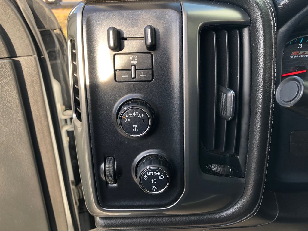 Chevrolet Silverado 1500 LTZ Z71 - Heated Seats & Steering Wheel, Handsfree 2018 à Kentville, Nouvelle-Écosse - 9 - w1024h768px