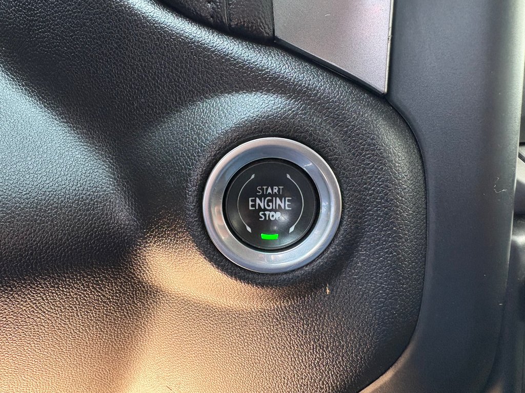 Chevrolet Silverado 1500 LT - power seats, reverse camera, hands free, a/c 2019 à COLDBROOK, Nouvelle-Écosse - 11 - w1024h768px