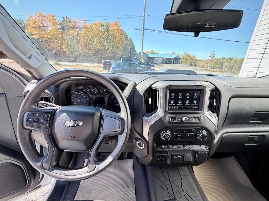 2024 Chevrolet Silverado 1500 Custom Trail Boss | Spacious + Rugged, Rear Camera in COLDBROOK, Nova Scotia - 10 - w1024h768px