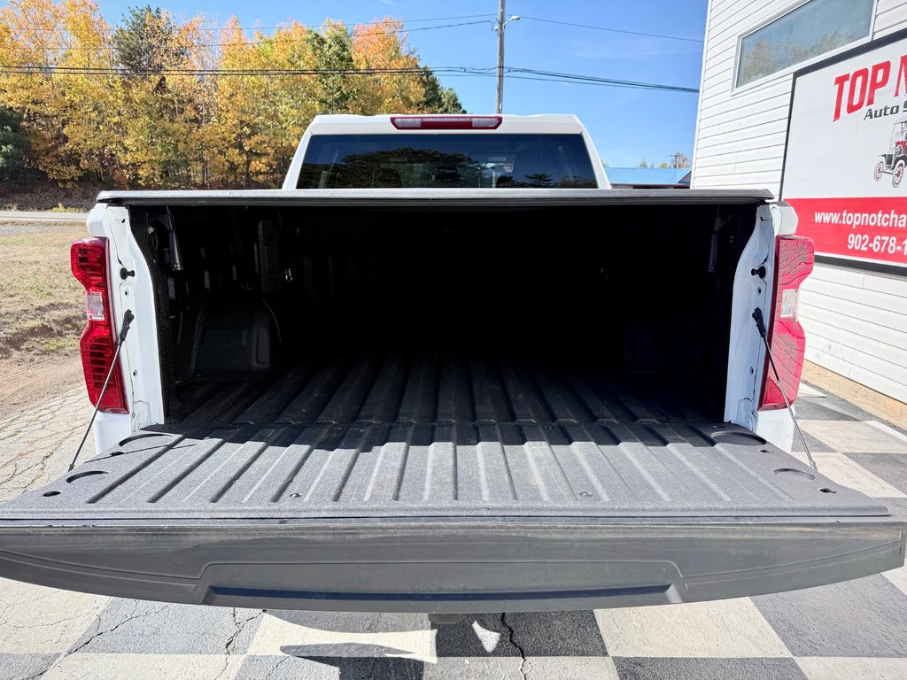 2024 Chevrolet Silverado 1500 Custom Trail Boss | Spacious + Rugged, Rear Camera in COLDBROOK, Nova Scotia - 22 - w1024h768px