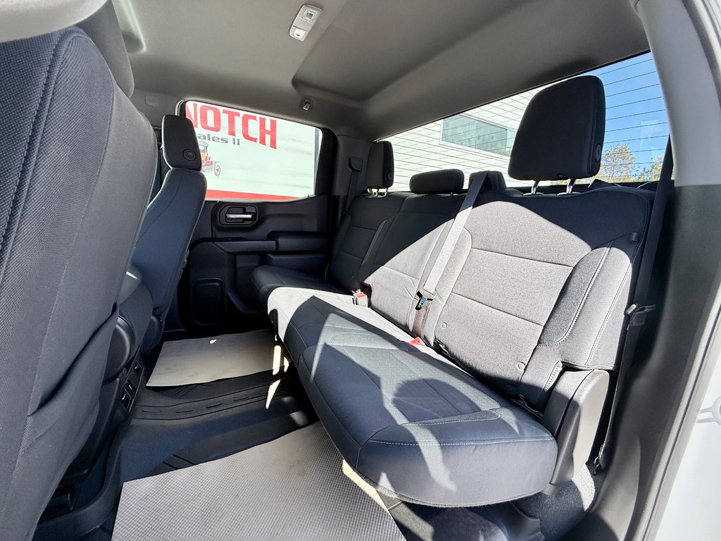 2024 Chevrolet Silverado 1500 Custom Trail Boss | Spacious + Rugged, Rear Camera in COLDBROOK, Nova Scotia - 20 - w1024h768px