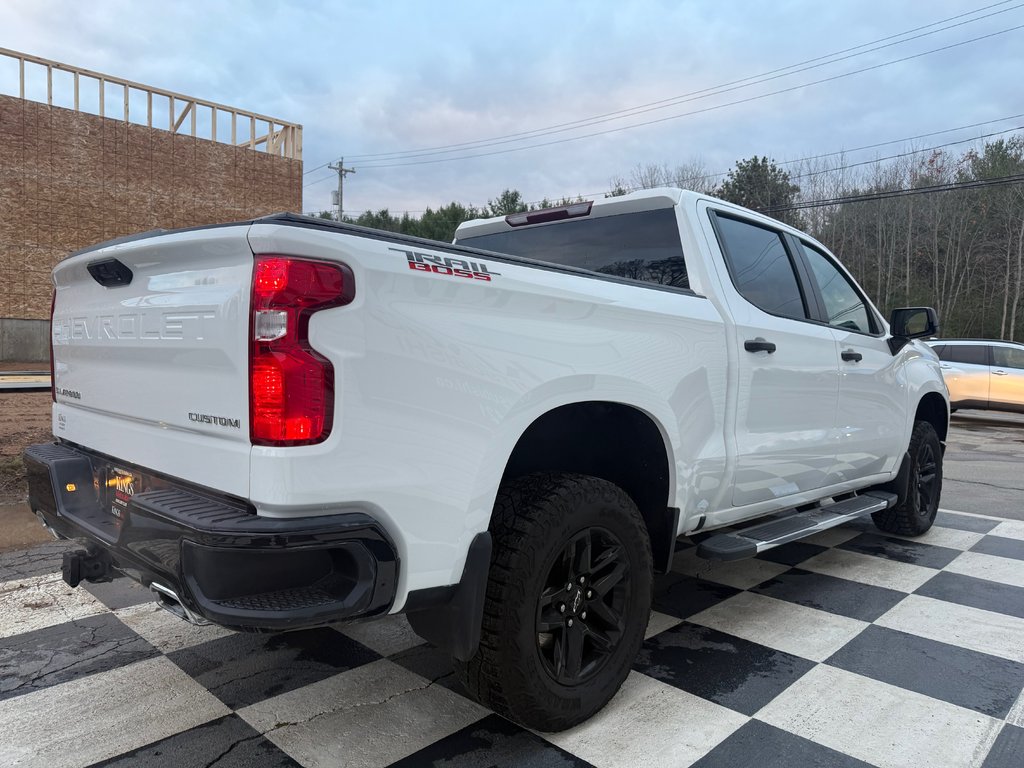 2024 Chevrolet Silverado 1500 Custom Trail Boss, bench seats, keyless entry, rem in COLDBROOK, Nova Scotia - 4 - w1024h768px