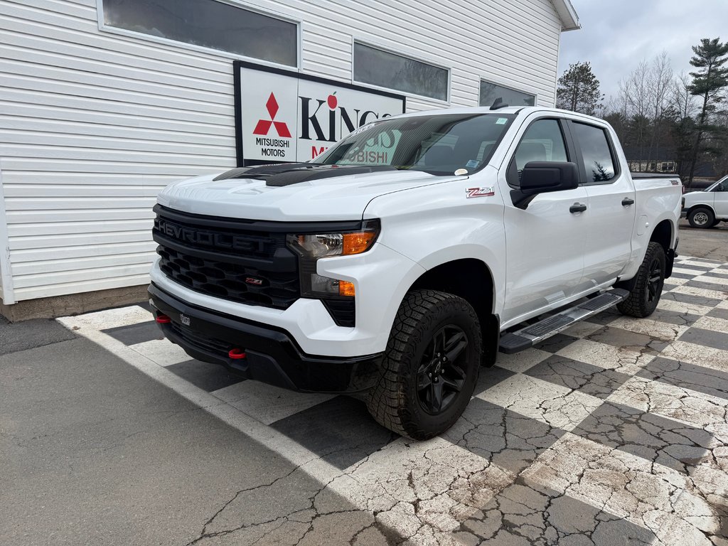 2024 Chevrolet Silverado 1500 Custom Trail Boss, bench seats, keyless entry, rem in COLDBROOK, Nova Scotia - 1 - w1024h768px