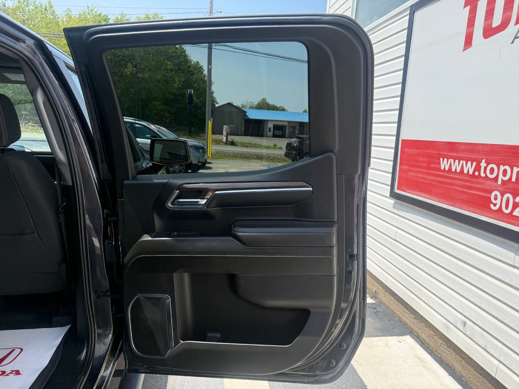 Chevrolet SILVERADO K1500 RST RST, keyless entry, Remote Start, Bluetooth 2024 à Kentville, Nouvelle-Écosse - 16 - w1024h768px