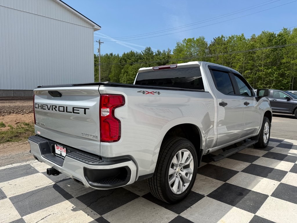 2020 Chevrolet SILVERADO K1500 Custom, keyless entry, backup camera, Bluetooth in COLDBROOK, Nova Scotia - 4 - w1024h768px