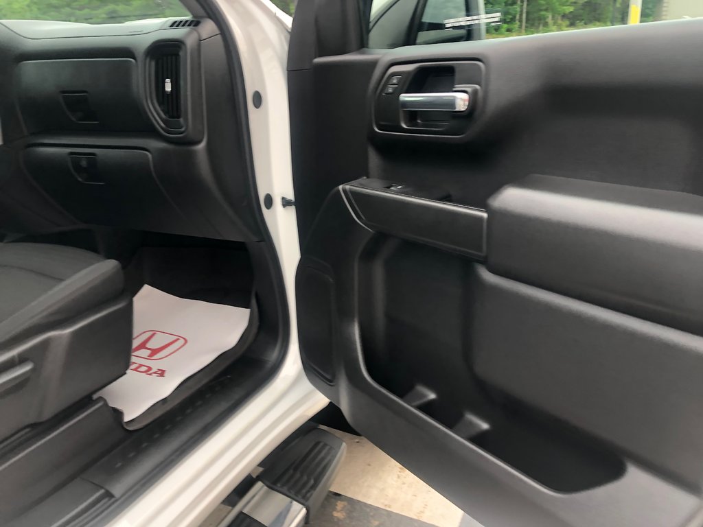 Chevrolet Silverado K1500 Custom Trail Boss - Leather Seats, Reverse Camera 2024 à COLDBROOK, Nouvelle-Écosse - 23 - w1024h768px