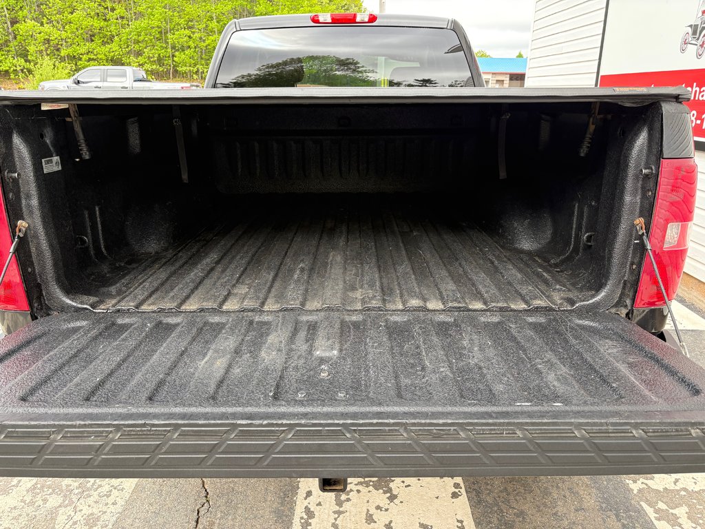 2013 Chevrolet Silverado LS Cheyenne Edition - 4WD, a/c, extended cab in COLDBROOK, Nova Scotia - 18 - w1024h768px