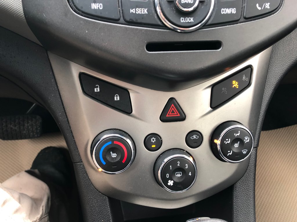 2014  Sonic LT, Cd Player, Hands free, Cruise Control in Kentville, Nova Scotia - 13 - w1024h768px