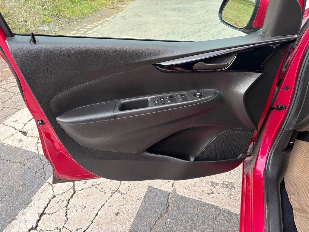 2019  SPARK 1LT LT - reverse camera, a/c, bluetooth, cruise in Kentville, Nova Scotia - 15 - w1024h768px