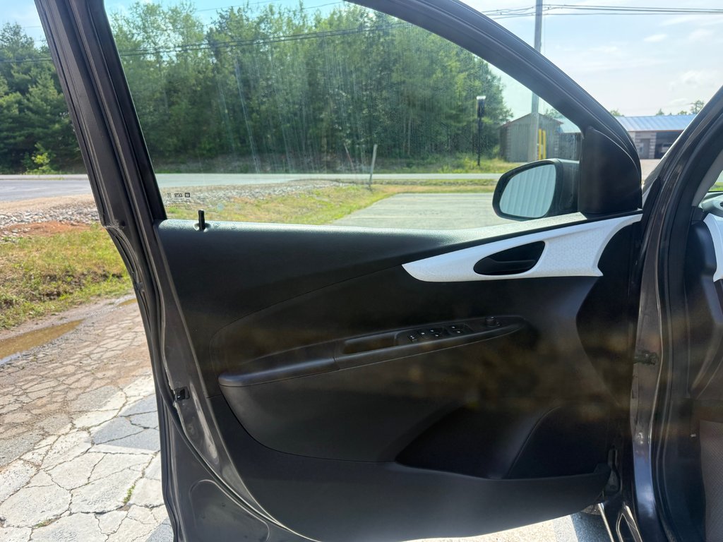 2016 Chevrolet SPARK LT, keyless entry, Cruise control, Bluetooth in COLDBROOK, Nova Scotia - 7 - w1024h768px