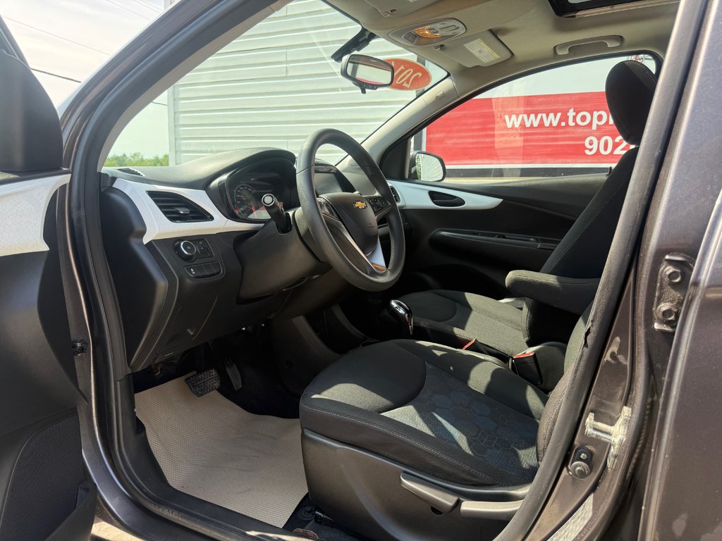 2016 Chevrolet SPARK LT, keyless entry, Cruise control, Bluetooth in COLDBROOK, Nova Scotia - 9 - w1024h768px