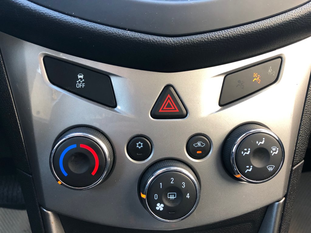 2016 Chevrolet Trax LT in Kentville, Nova Scotia - 14 - w1024h768px