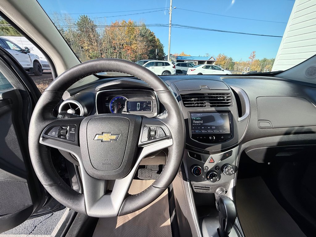 2016 Chevrolet TRAX LT | GPS Navigation, Satellite Radio + Bluetooth in COLDBROOK, Nova Scotia - 10 - w1024h768px