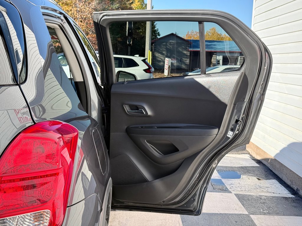 Chevrolet TRAX LT | GPS Navigation, Satellite Radio + Bluetooth 2016 à COLDBROOK, Nouvelle-Écosse - 22 - w1024h768px