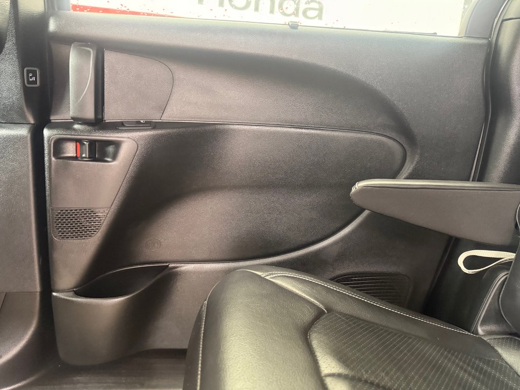 Chrysler PACIFICA Touring L, keyless entry, backup camera, Bluetooth 2022 à Kentville, Nouvelle-Écosse - 13 - w1024h768px