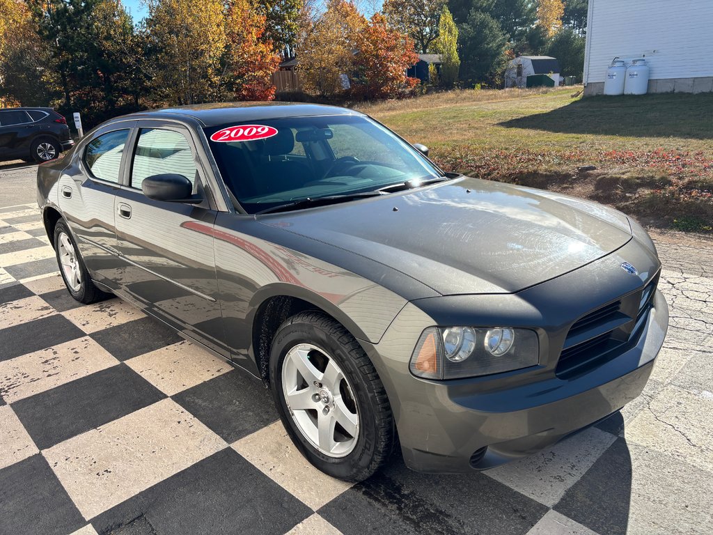 2009  Charger SE - alloy rims, a/c, cd player, traction control in Kentville, Nova Scotia - 3 - w1024h768px