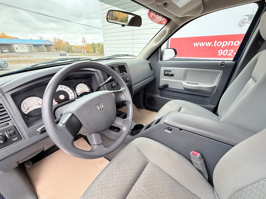2007 Dodge DAKOTA ST | Rear-Wheel Drive, AM/FM Stereo + CD Player in Kentville, Nova Scotia - 8 - w1024h768px