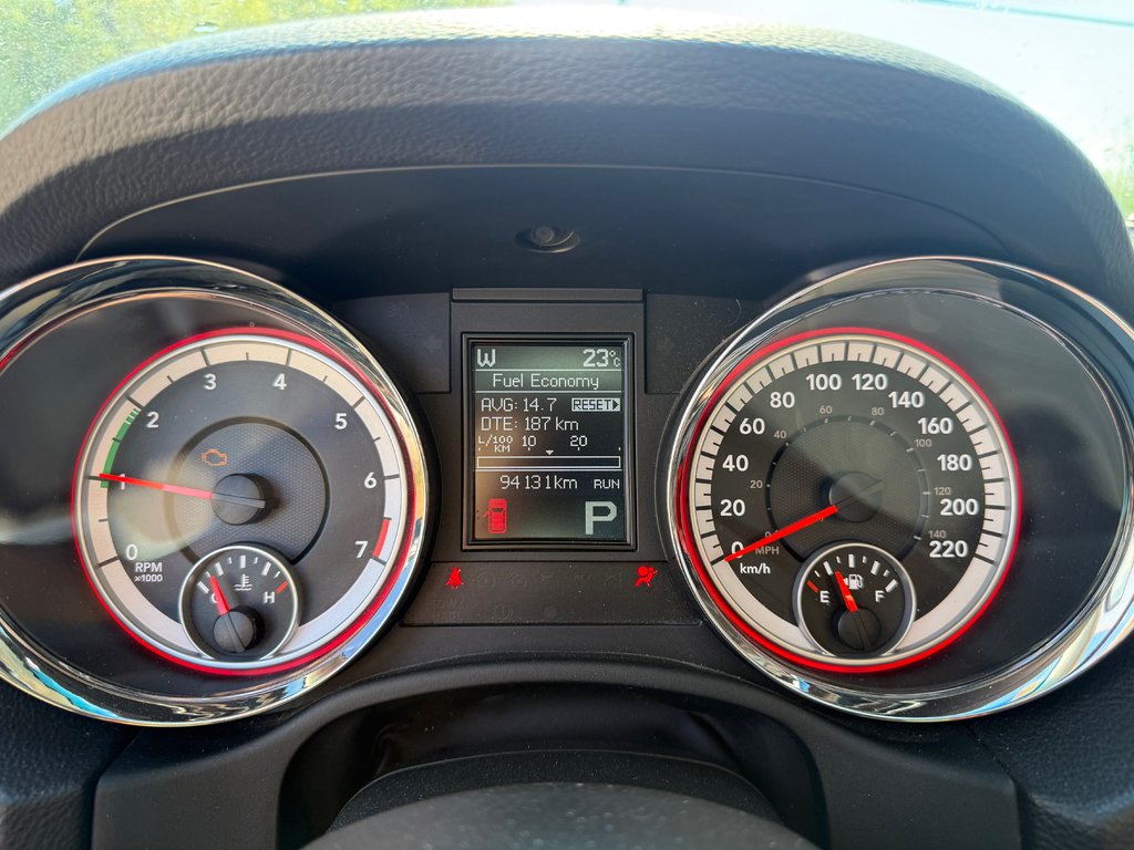 2012 Dodge DURANGO SXT, Keyless entry, MP3, Cruise control in Kentville, Nova Scotia - 11 - w1024h768px