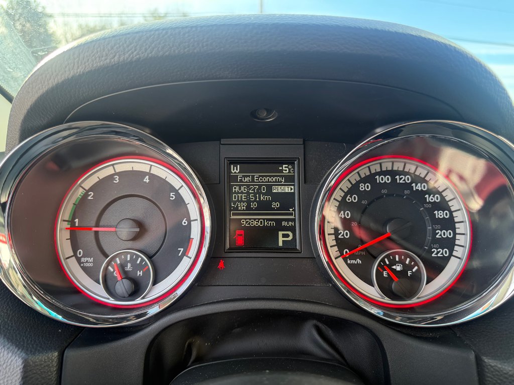 2012 Dodge DURANGO SXT, Keyless entry, Bluetooth, Cruise control in COLDBROOK, Nova Scotia - 12 - w1024h768px