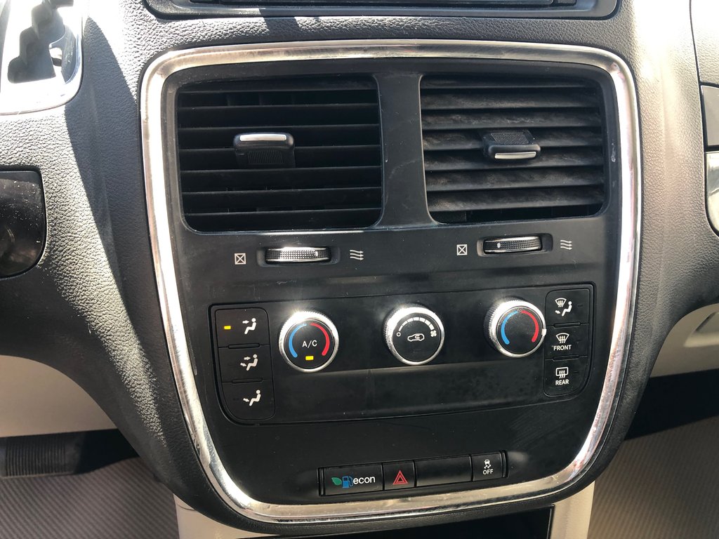 Dodge Grand Caravan SXT 2015 à Kentville, Nouvelle-Écosse - 13 - w1024h768px