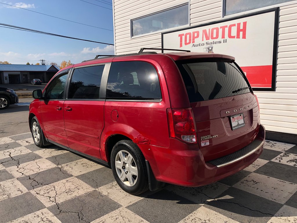 2012  Grand Caravan SXT, DUAL AIR, REAR AIR, REVERSE CAMERA, BLUETOOTH in Kentville, Nova Scotia - 6 - w1024h768px