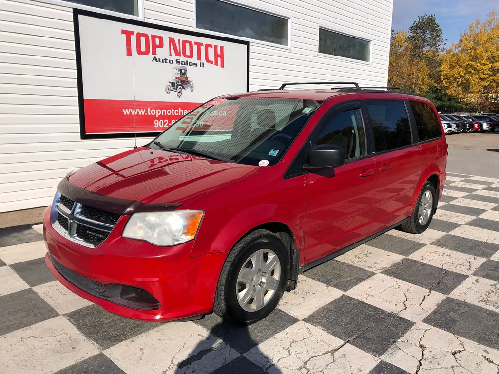 2012  Grand Caravan SXT, DUAL AIR, REAR AIR, REVERSE CAMERA, BLUETOOTH in Kentville, Nova Scotia - 1 - w1024h768px