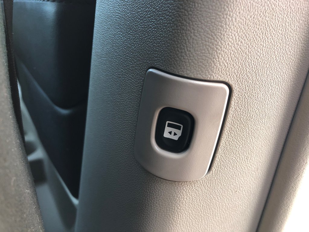 2016 Dodge Grand Caravan Crew - Reverse Camera, Handsfree, Econ Mode in COLDBROOK, Nova Scotia - 25 - w1024h768px