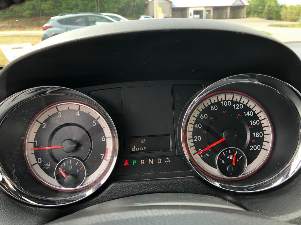 2016 Dodge Grand Caravan SXT Premium Plus - Bluetooth, Power Seats,  ECON in COLDBROOK, Nova Scotia - 10 - w1024h768px