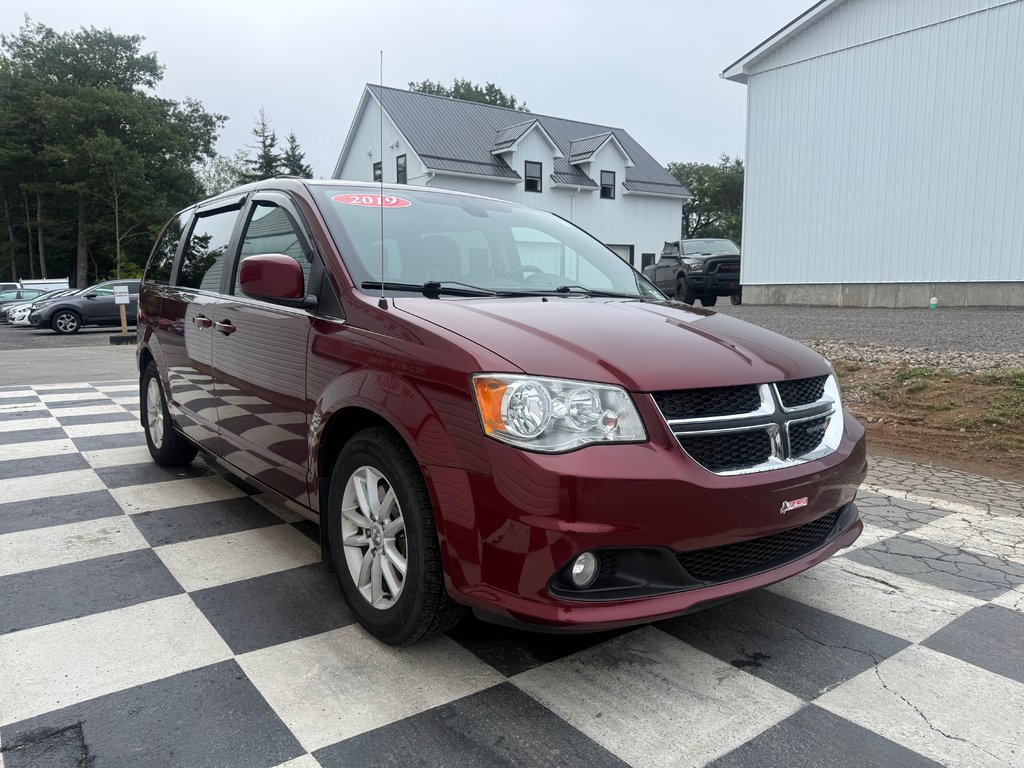 2019 Dodge GRAND CARAVAN SXT Premium Plus, keyless entry,Cruise control, BT in COLDBROOK, Nova Scotia - 3 - w1024h768px