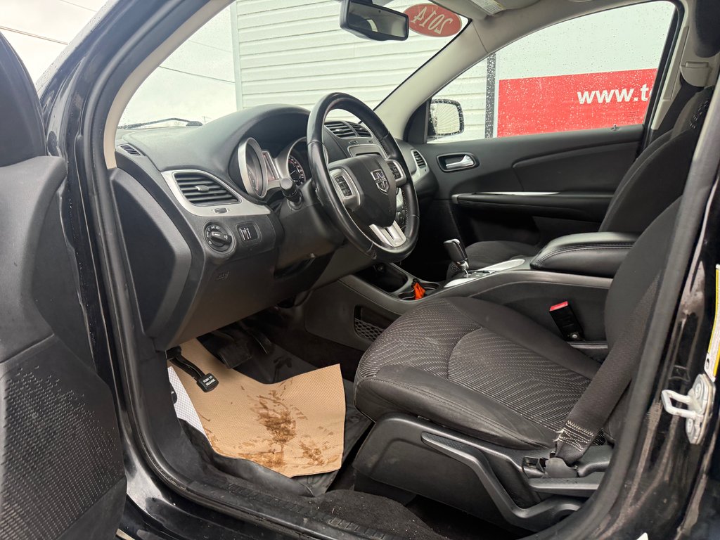2014 Dodge JOURNEY SXT SXT, keyless entry, Cruise control, Bluetooth in COLDBROOK, Nova Scotia - 9 - w1024h768px
