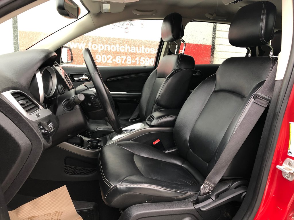 2012 Dodge Journey R/T - Push Start, Handsfree & Power Windows in Kentville, Nova Scotia - 15 - w1024h768px