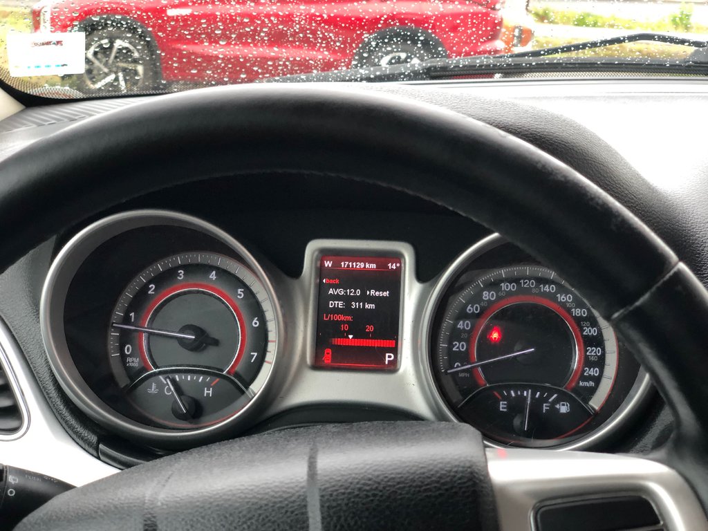 2012 Dodge Journey R/T - Push Start, Handsfree & Power Windows in Kentville, Nova Scotia - 8 - w1024h768px
