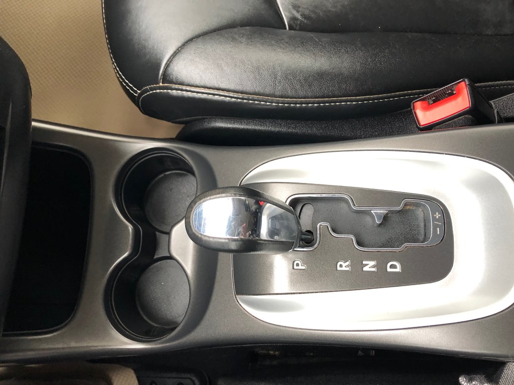 2012 Dodge Journey R/T - Push Start, Handsfree & Power Windows in Kentville, Nova Scotia - 14 - w1024h768px