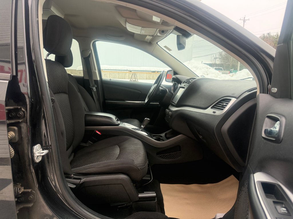 2013 Dodge JOURNEY SXT, keyless entry, Remote Start, Bluetooth in COLDBROOK, Nova Scotia - 19 - w1024h768px