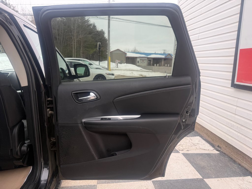2013 Dodge JOURNEY SXT, keyless entry, Remote Start, Bluetooth in COLDBROOK, Nova Scotia - 16 - w1024h768px