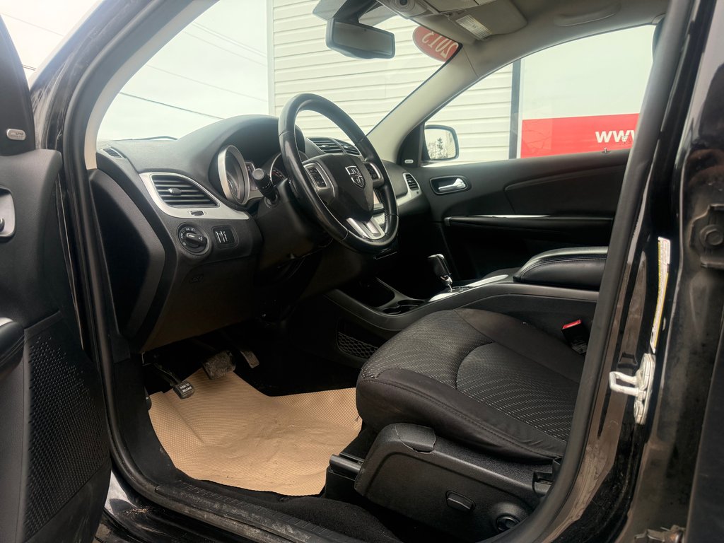 2013 Dodge JOURNEY SXT, keyless entry, Remote Start, Bluetooth in COLDBROOK, Nova Scotia - 9 - w1024h768px